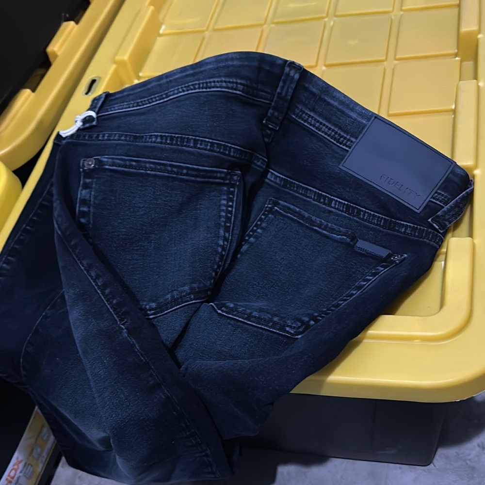 Fidelity Men Jimmy in Trenton Blue Jeans - Picture 2 of 2